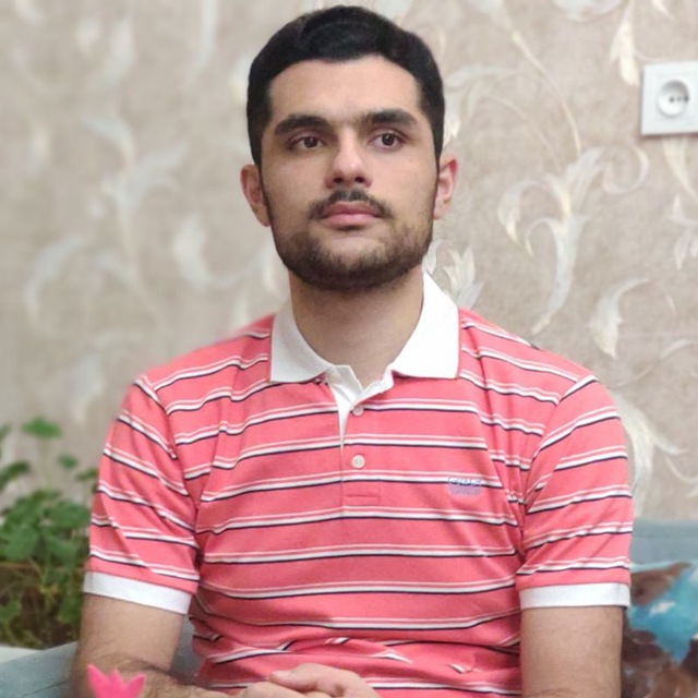 امیر مجاوریان