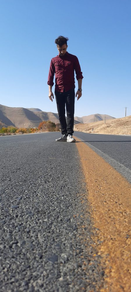 رهام آزادبخت