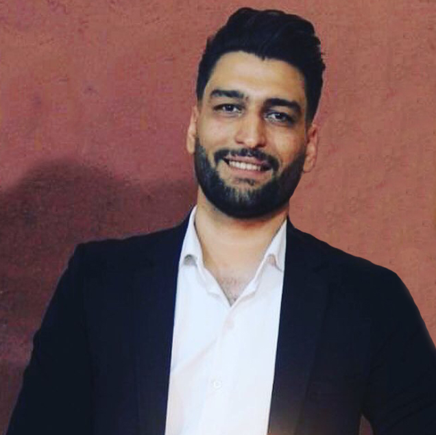 مهرداد شریعت