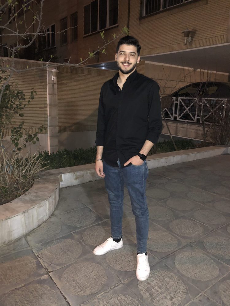 دانیال موحدی راد