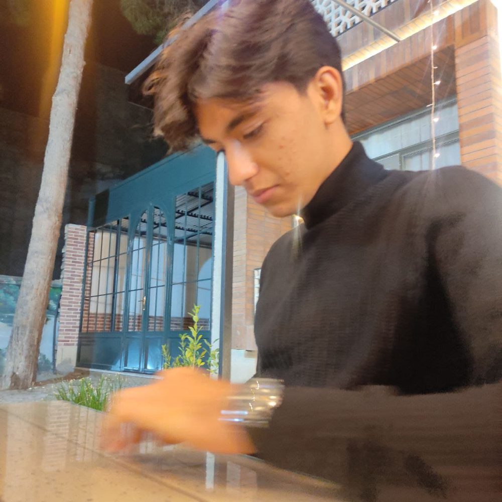 بهزاد استیری