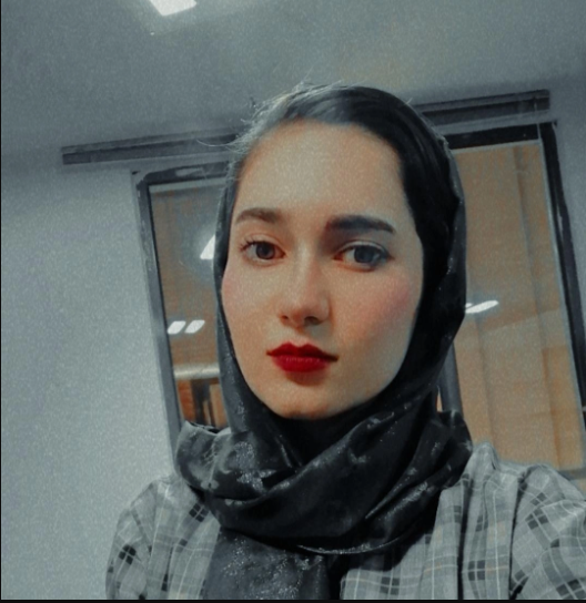 پرنیا مرادی