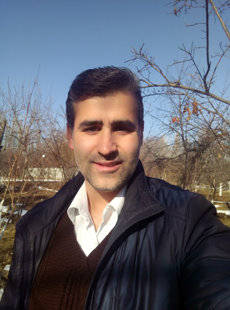 اکبر ترقی خواه