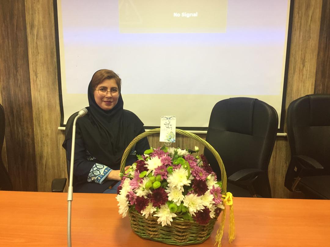 فاطمه خاقانی