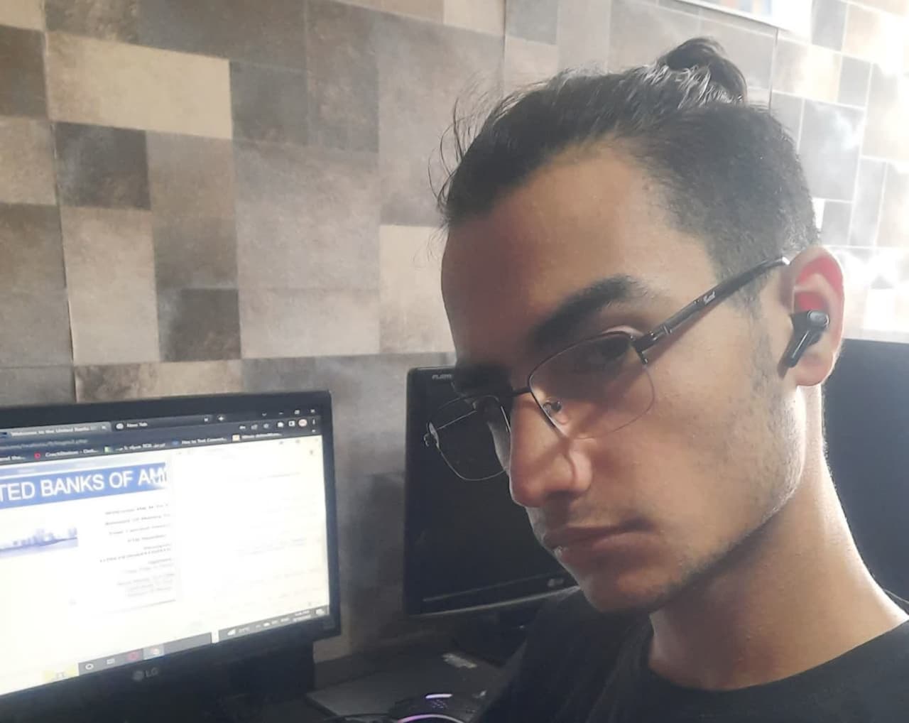 google107338048940086059981