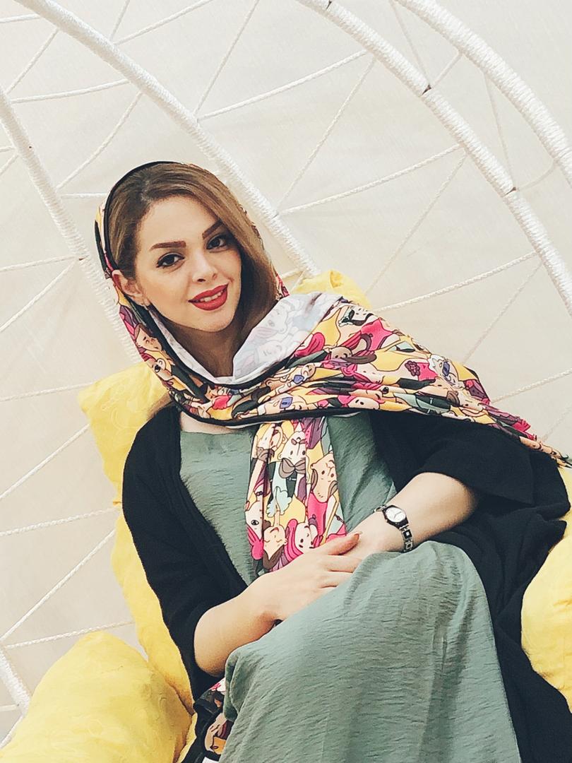 آناهیتا نادری