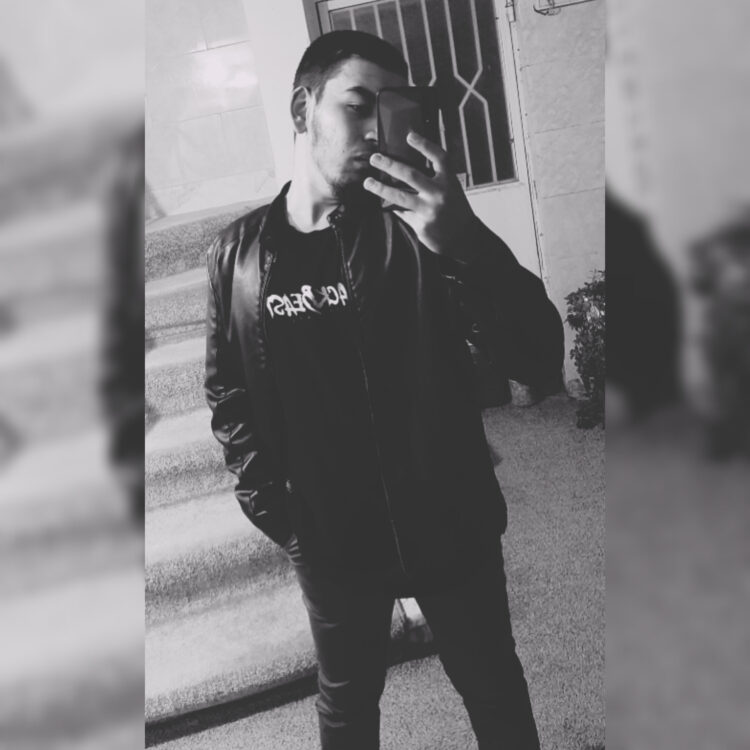 google106703380533374449824