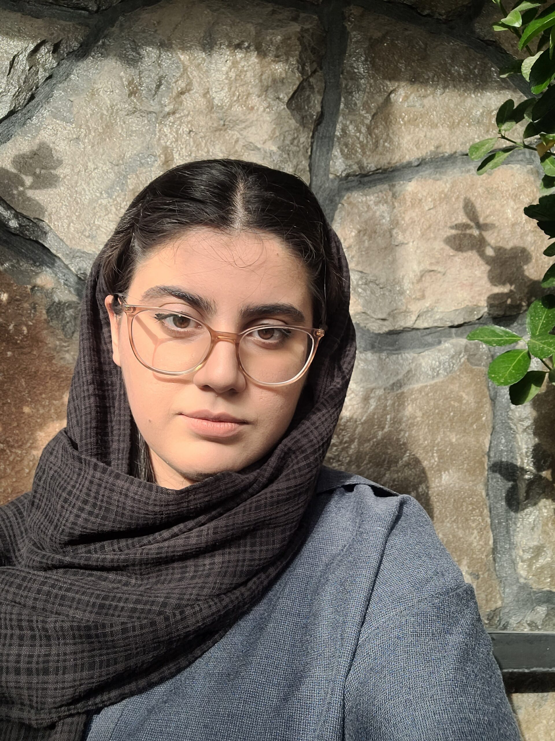 نازنین همتی