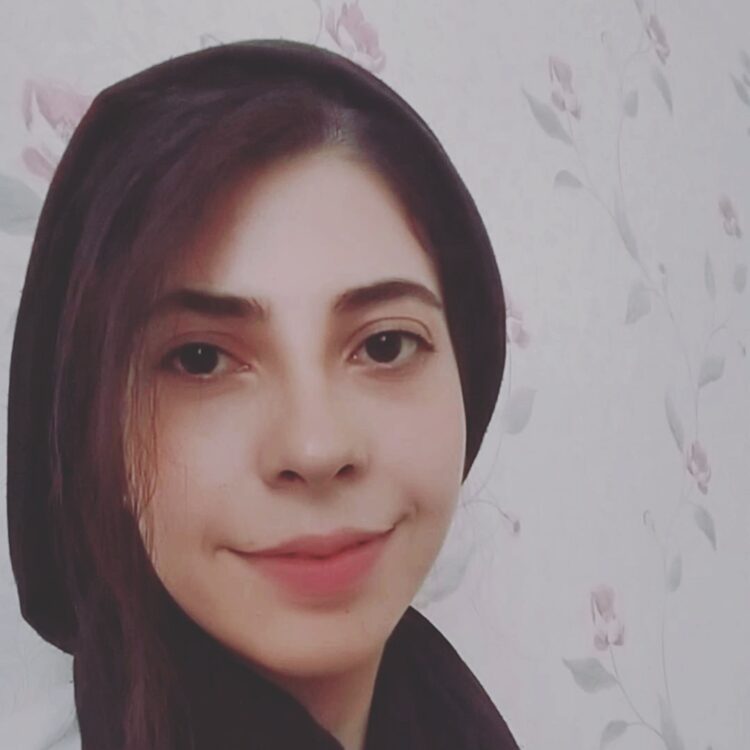 سیده سارا موذنی