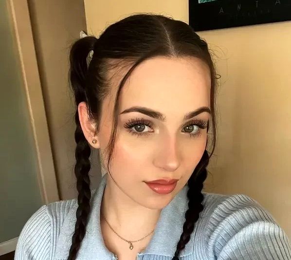 صبا خانزاده