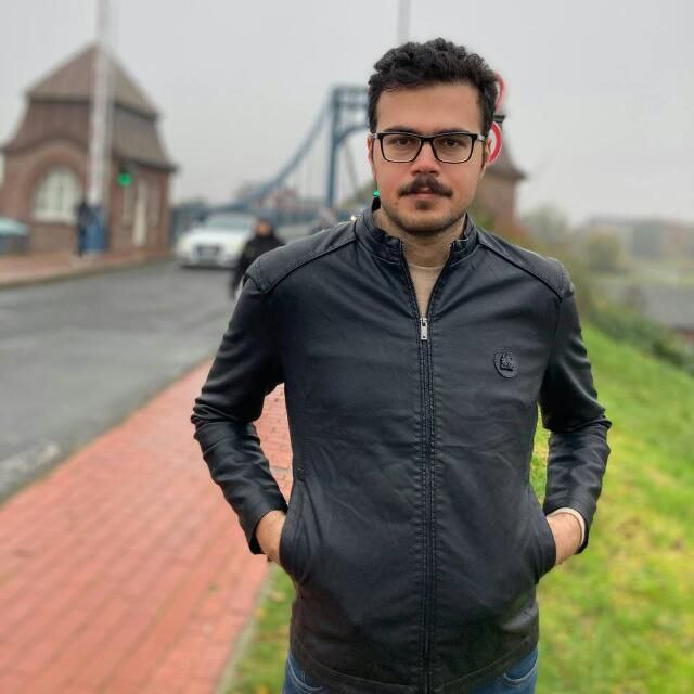 احسان نامداری