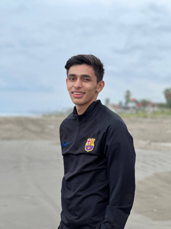 google101256982282199787952