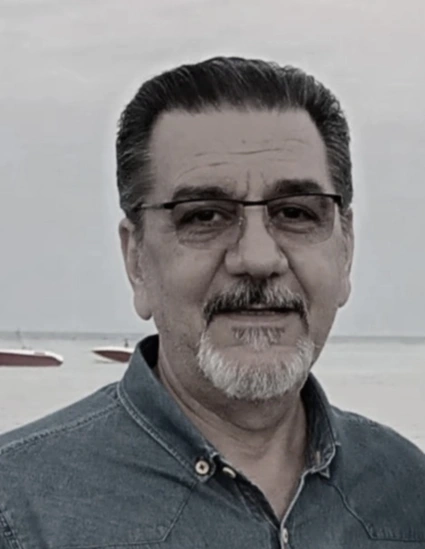 1-گویندگی در زمینه نریشن، تیزر تبلیغاتی، پادکست، کتاب صوتی