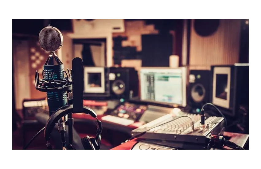 1-آهنگسازی و تنظیم موسیقی ، انجام امور استودیویی و ضبط صدا