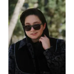 آیناز پارسا 