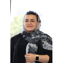 آیناز رِئیسی