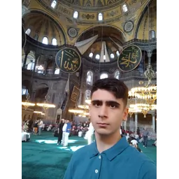 آرشام زمانی