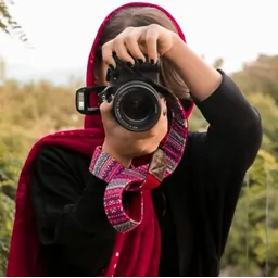 یاسمن هدایت پناه