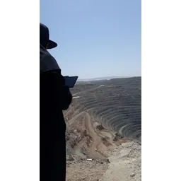 maryam-rajaei-sharif