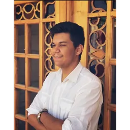 عرشیا پاک نژاد