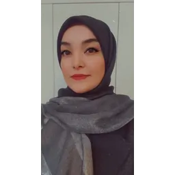 یاسمین Sherafat