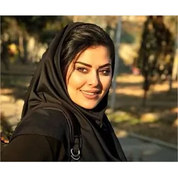 یاسمن ایزدی