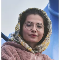 فاطمه میرزاده