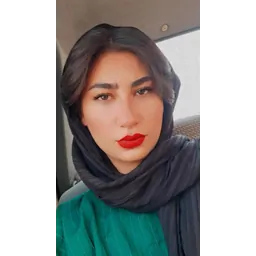 سارا پورباقری