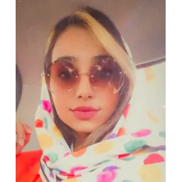 نگار زارعی