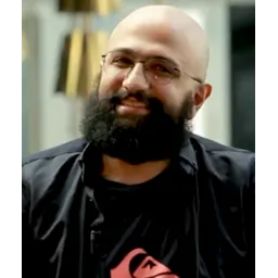 انوشه طاهری