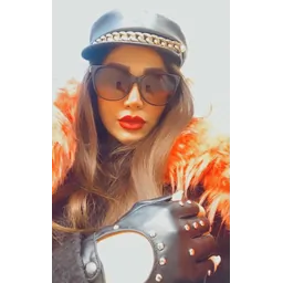 سارا فلاحتی