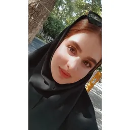 محدثه حسین زاده