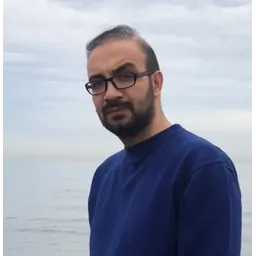 نوید اولیایی