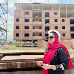فاطمه شاد