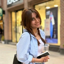 مریم شاهین پور